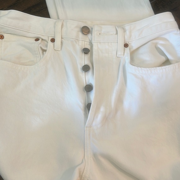 Denim forum white jeans. The Jodi high rise loose: size 26, 29L - Picture 2 of 7
